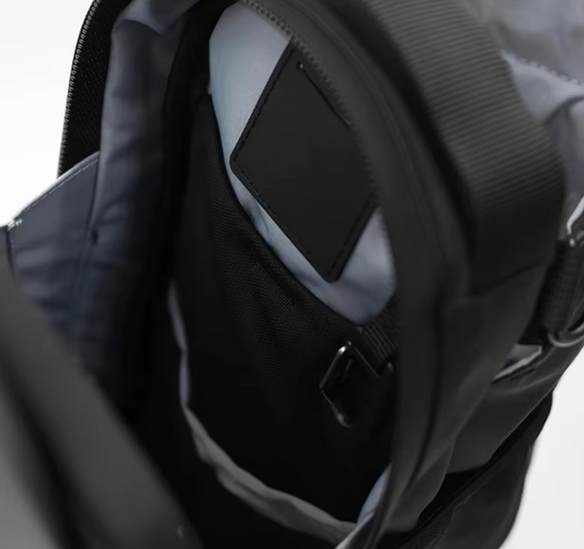 Magnetic Sports Bag for Gym & Training